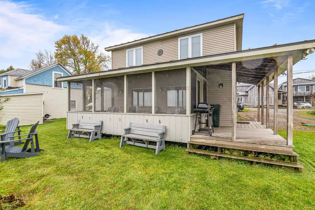32 Dewing Road Franklin VT 05457