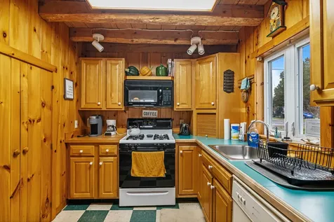 32 Dewing Road Franklin VT 05457