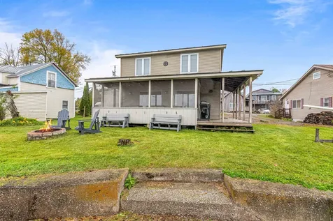 32 Dewing Road Franklin VT 05457