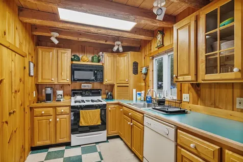 32 Dewing Road Franklin VT 05457