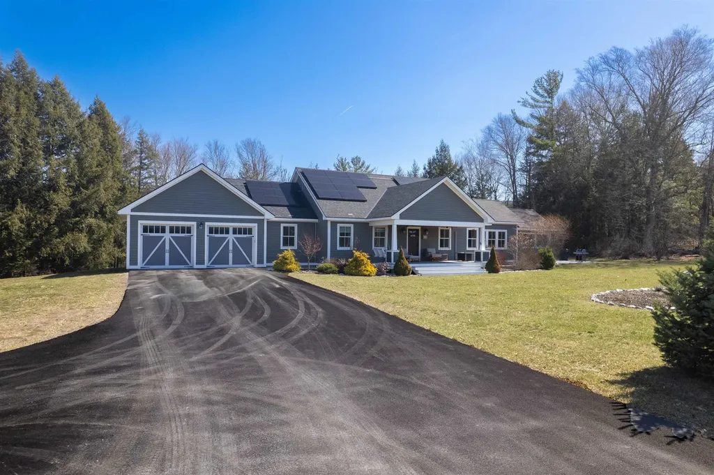 221 Deer Field Acres Pittsford VT 05763