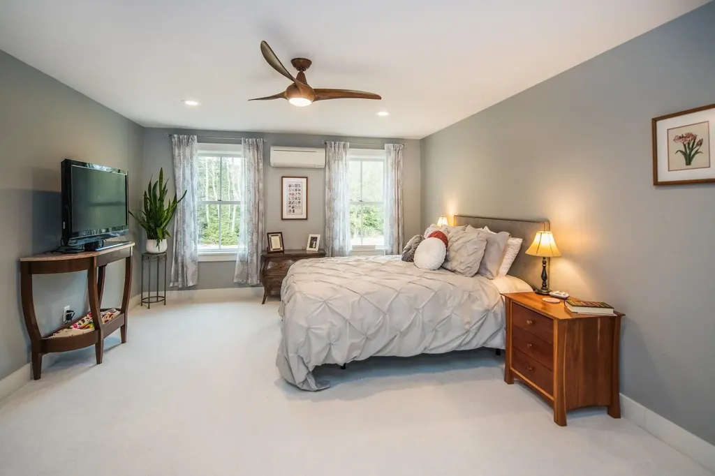 221 Deer Field Acres Pittsford VT 05763