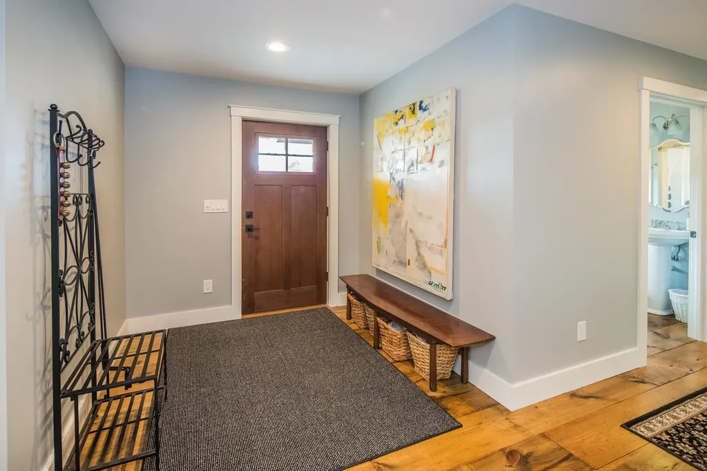 221 Deer Field Acres Pittsford VT 05763