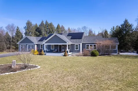 221 Deer Field Acres Pittsford VT 05763