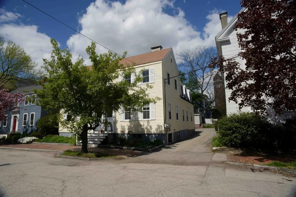 145 Cabot Street Portsmouth NH 03801