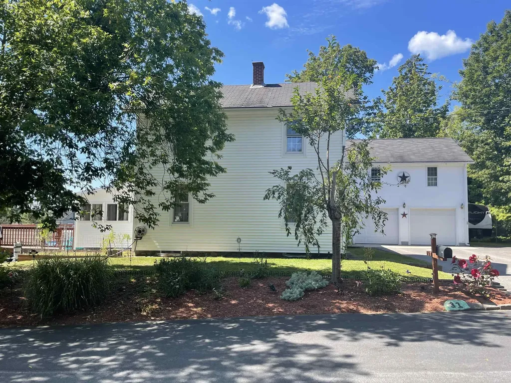 31 Green Street Northwood NH 03261