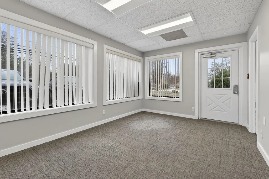 113 Lafayette Road Seabrook NH 03874