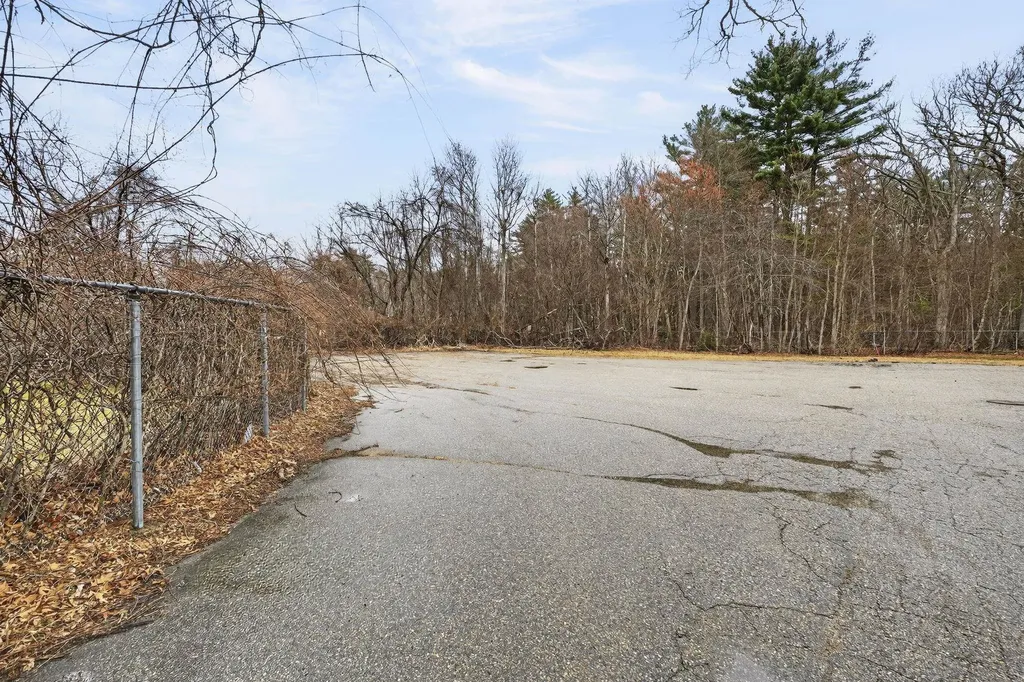 113 Lafayette Road Seabrook NH 03874
