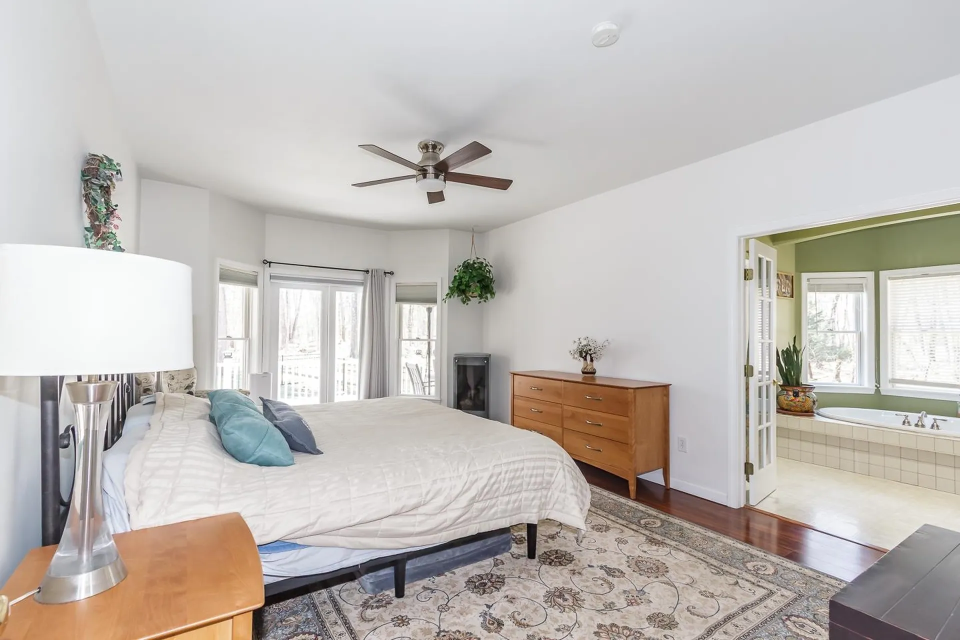 28 Fairway Drive Merrimack NH 03054