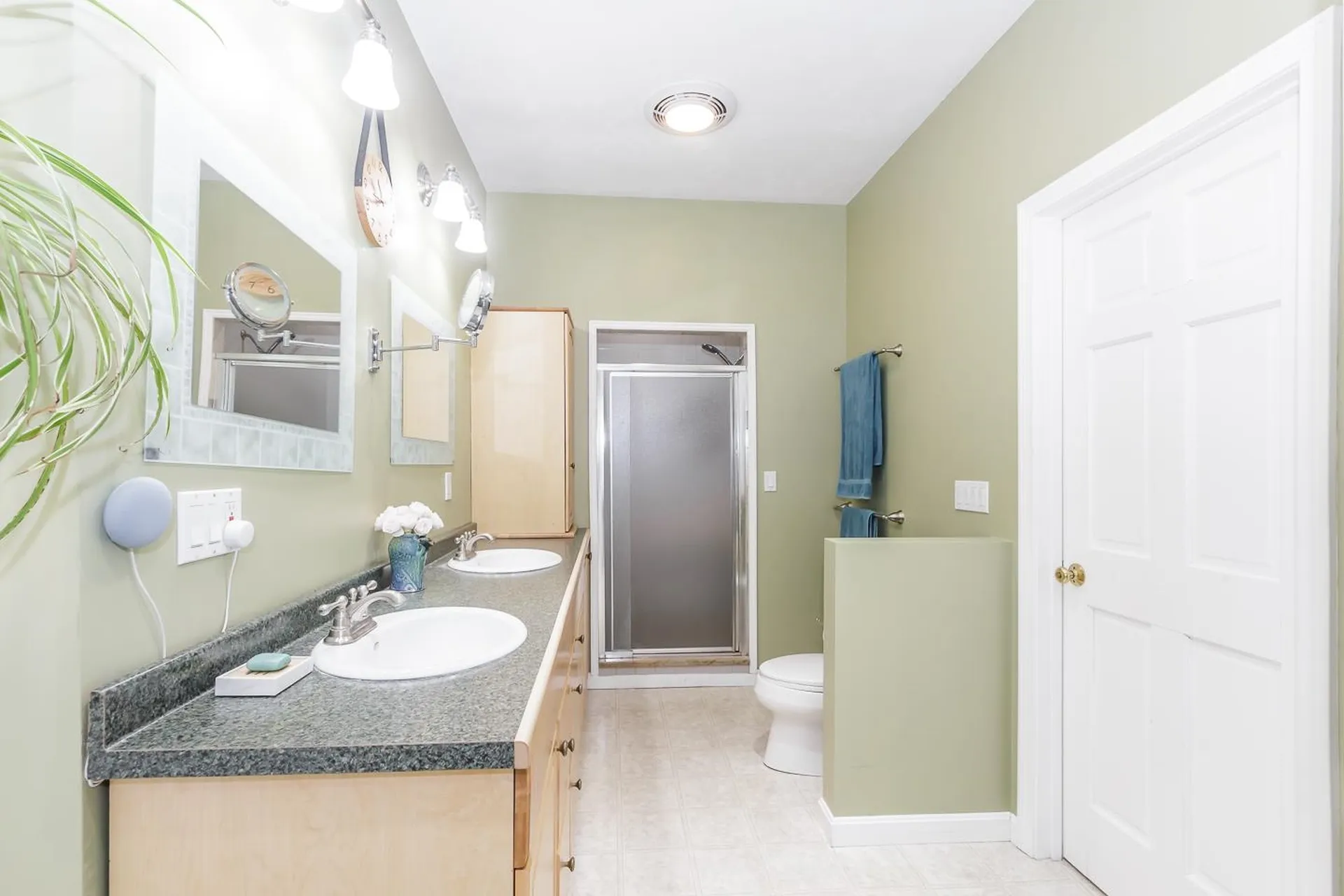 28 Fairway Drive Merrimack NH 03054
