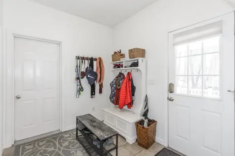 28 Fairway Drive Merrimack NH 03054