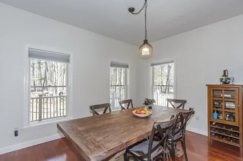 28 Fairway Drive Merrimack NH 03054