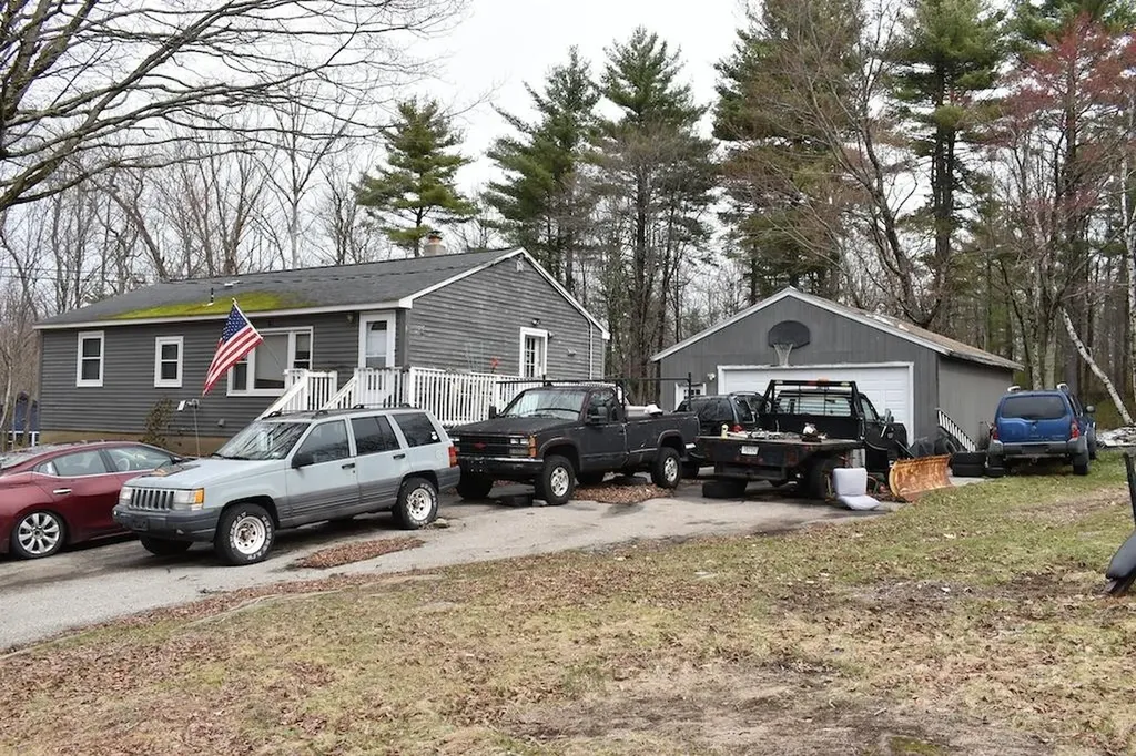 133 Mount Delight Road Deerfield NH 03037