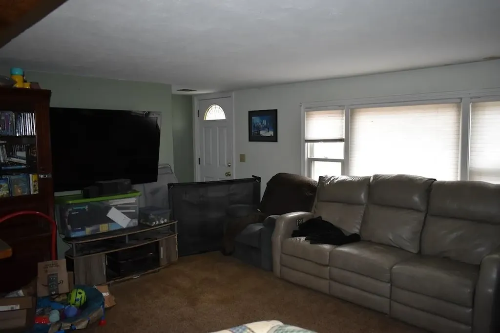 133 Mount Delight Road Deerfield NH 03037
