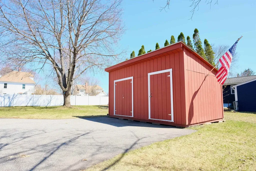 3 Yale Street Concord NH 03301