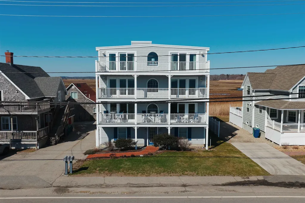 605 Ocean Boulevard Hampton NH 03842