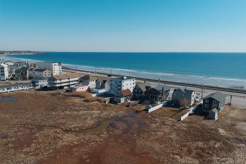 605 Ocean Boulevard Hampton NH 03842