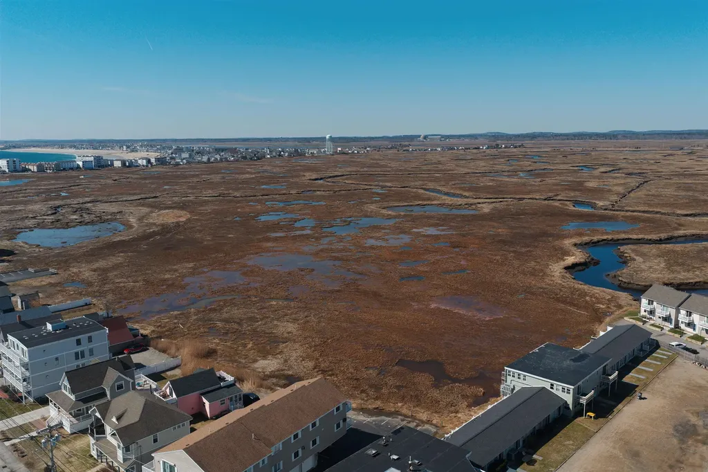 605 Ocean Boulevard Hampton NH 03842