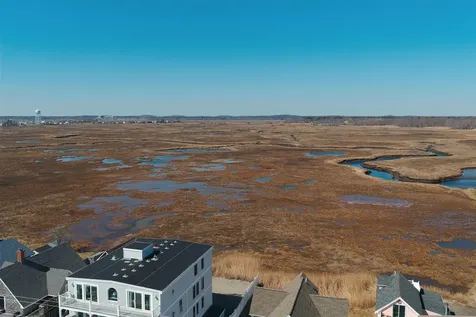 605 Ocean Boulevard Hampton NH 03842