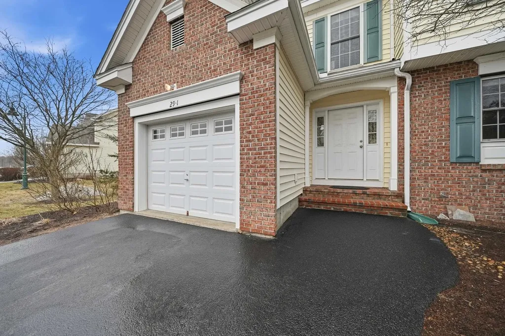 29 Cabernet Drive Concord NH 03303