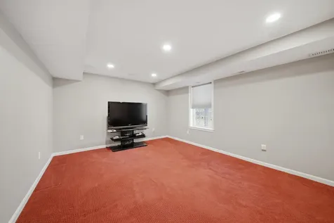 29 Cabernet Drive Concord NH 03303