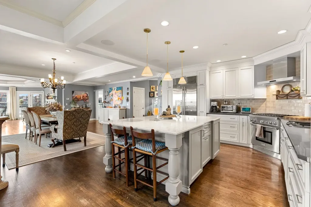 27 Badgers Island West Kittery ME 03940