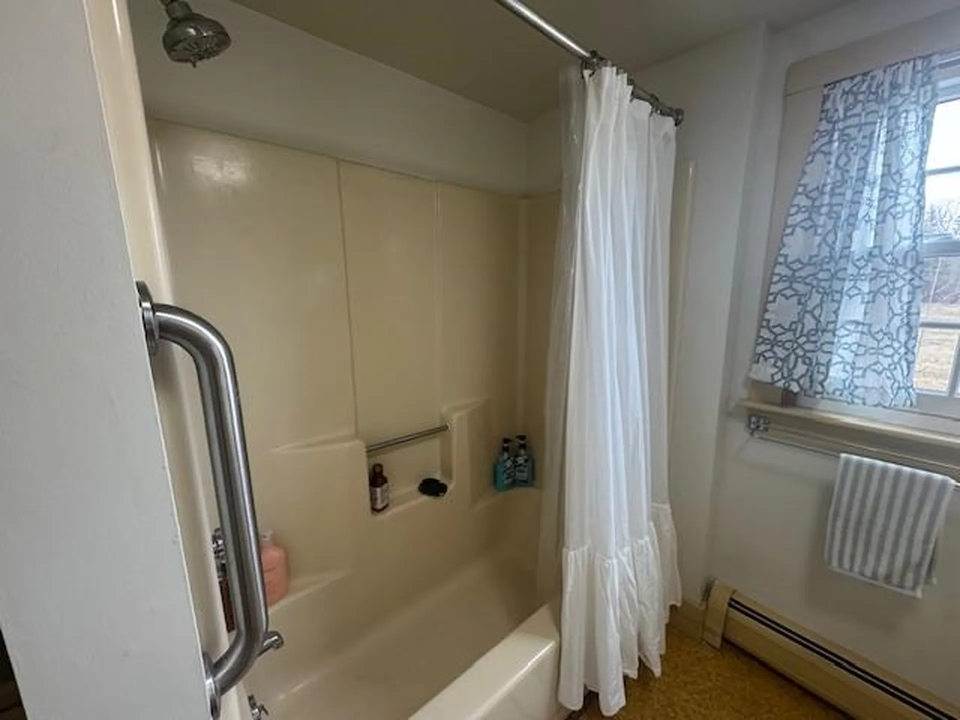 125 Grapevine Road Dunbarton NH 03046