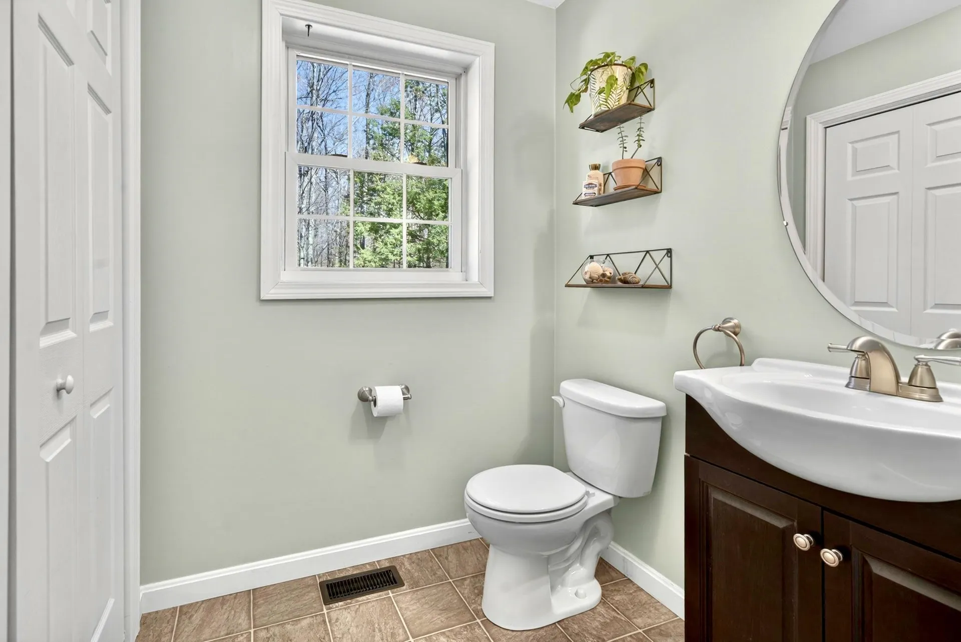 69 Falcon Ridge Road Milford NH 03055