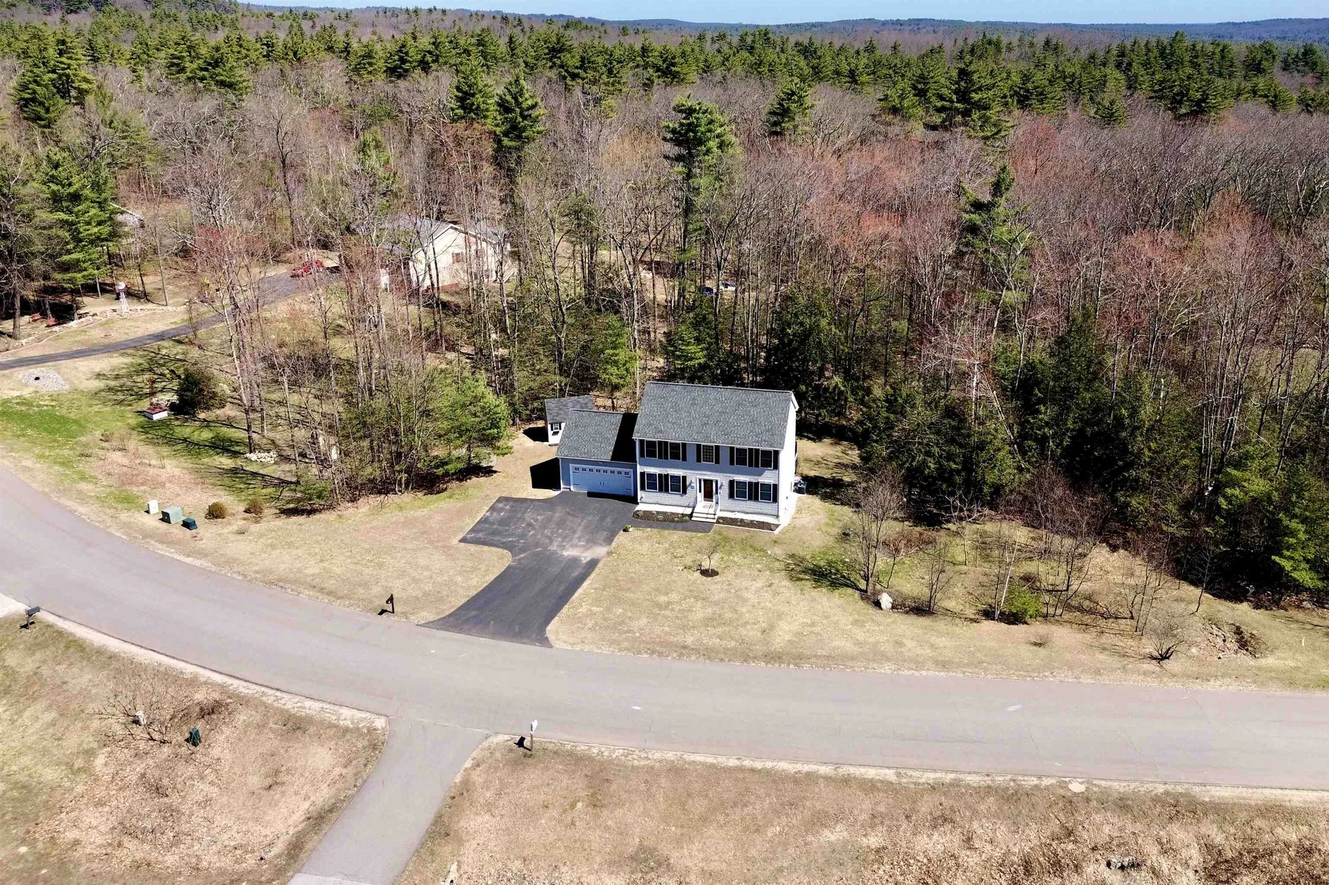 69 Falcon Ridge Road Milford NH 03055