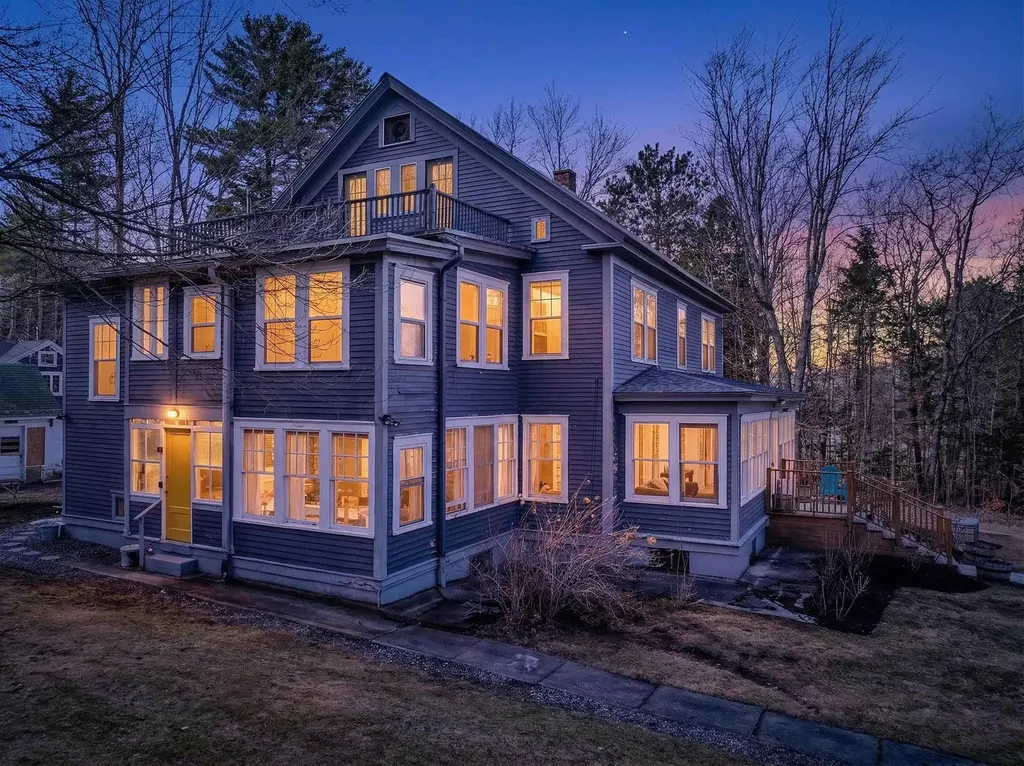 92 Pinewood Avenue Bethlehem NH 03574