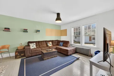 92 Pinewood Avenue Bethlehem NH 03574