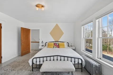 92 Pinewood Avenue Bethlehem NH 03574
