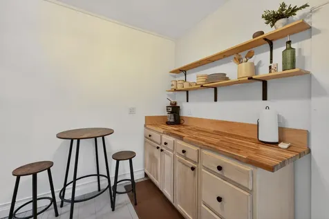 92 Pinewood Avenue Bethlehem NH 03574