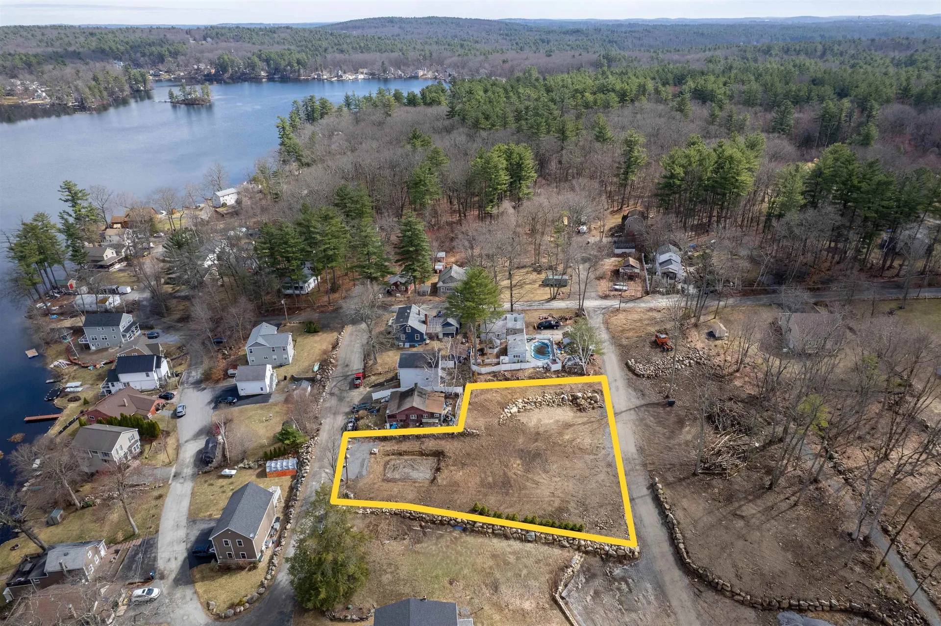 4 Andover Street Pelham NH 03076