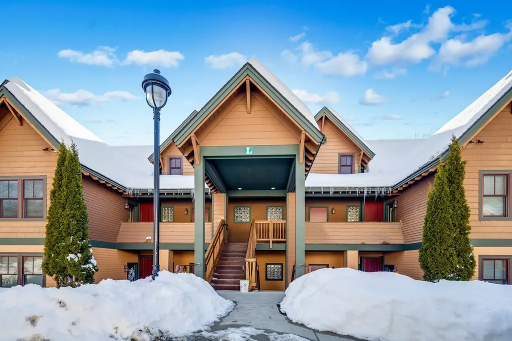 41 Parkhurst Road Cavendish VT 05153