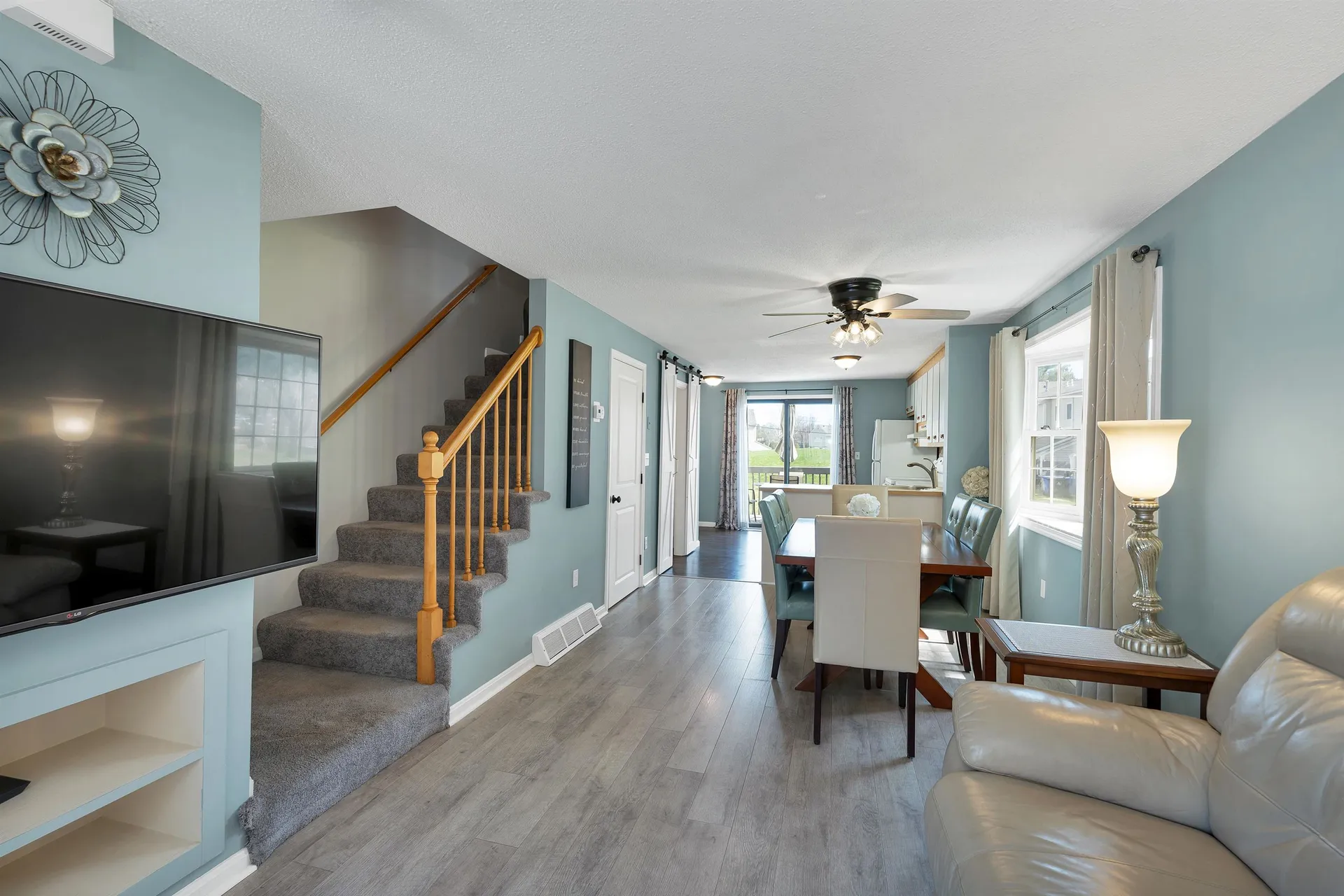 631 Fox Hollow Drive Hudson NH 03051