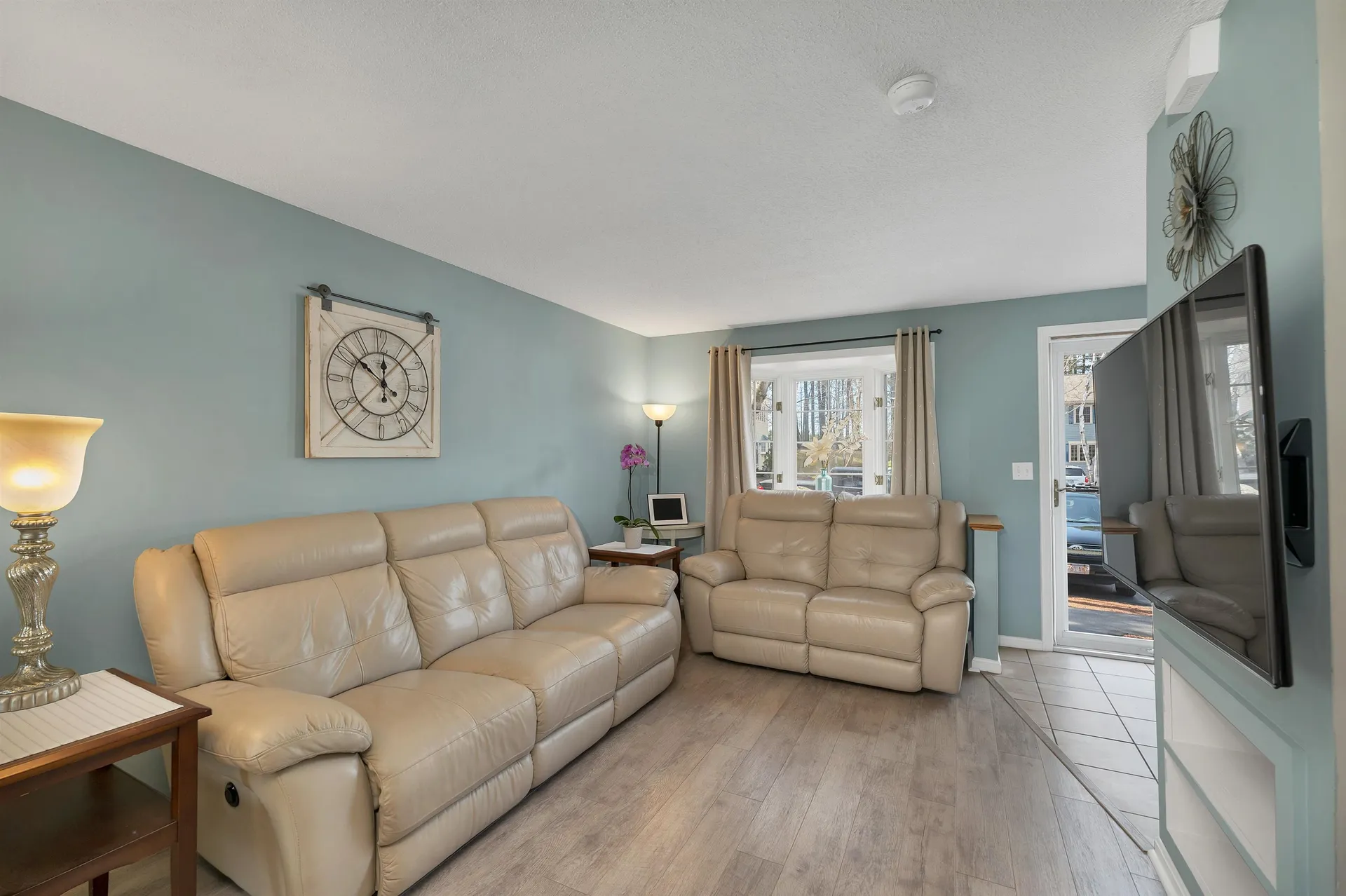 631 Fox Hollow Drive Hudson NH 03051