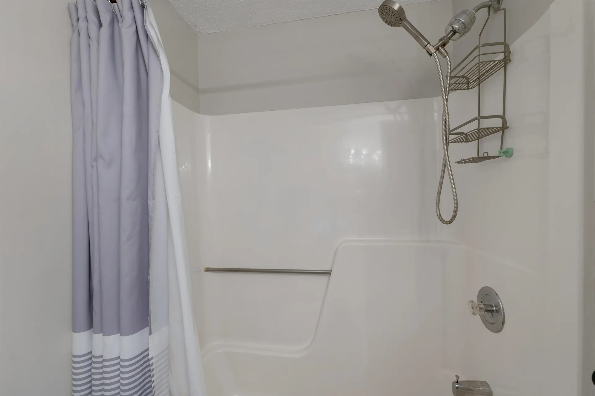 631 Fox Hollow Drive Hudson NH 03051