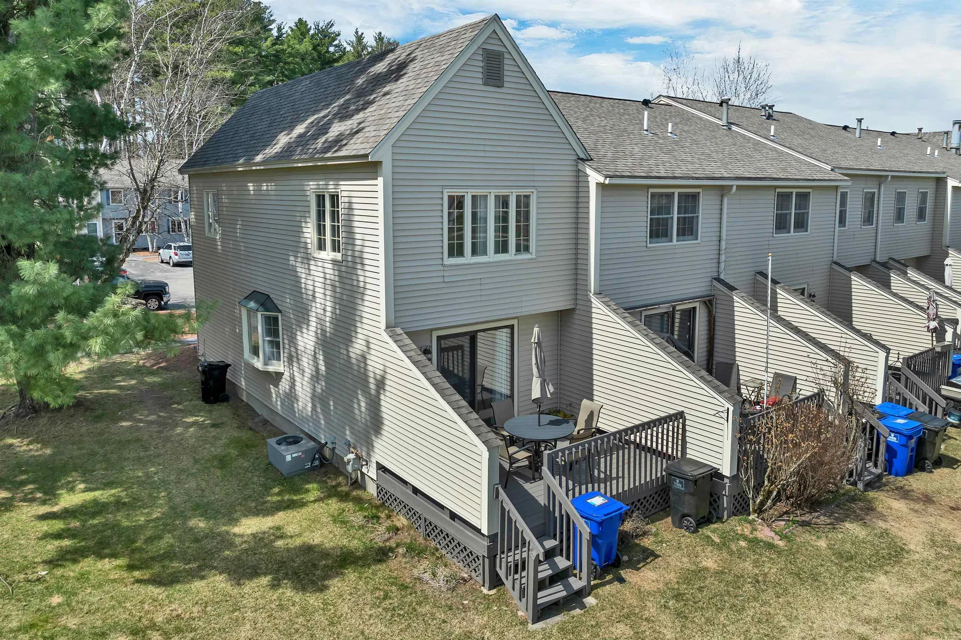 631 Fox Hollow Drive Hudson NH 03051