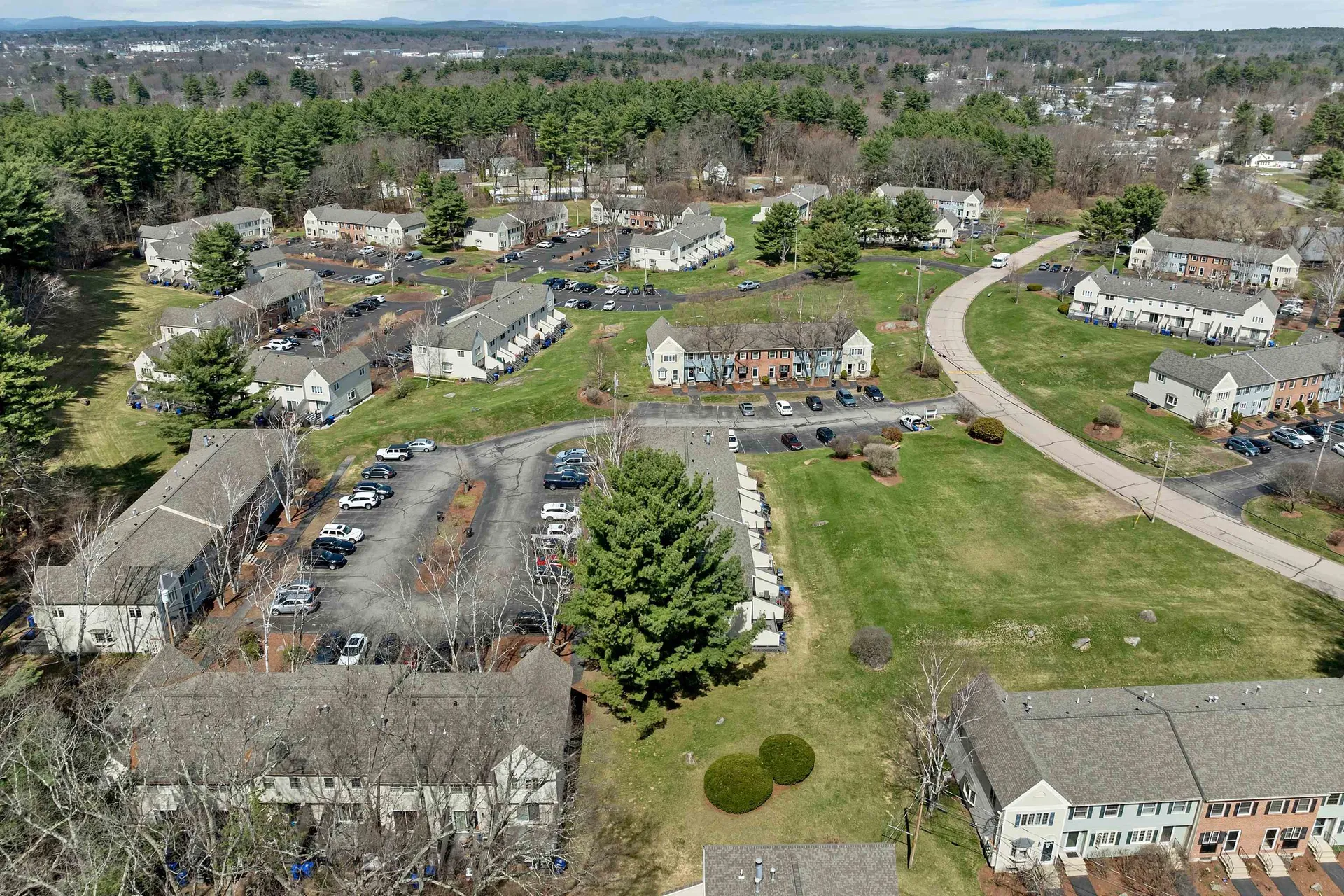 631 Fox Hollow Drive Hudson NH 03051
