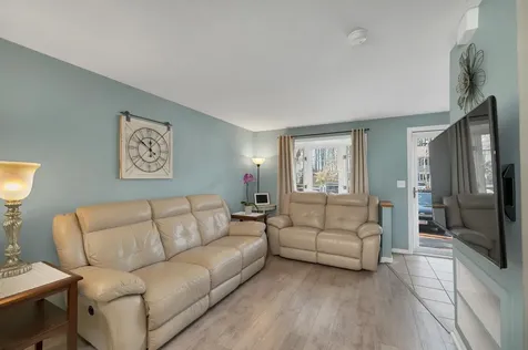 631 Fox Hollow Drive Hudson NH 03051