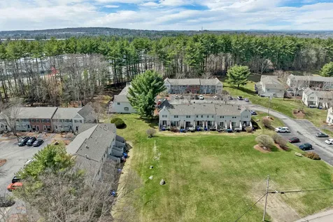 631 Fox Hollow Drive Hudson NH 03051