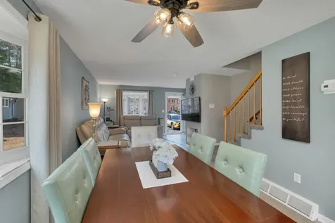 631 Fox Hollow Drive Hudson NH 03051