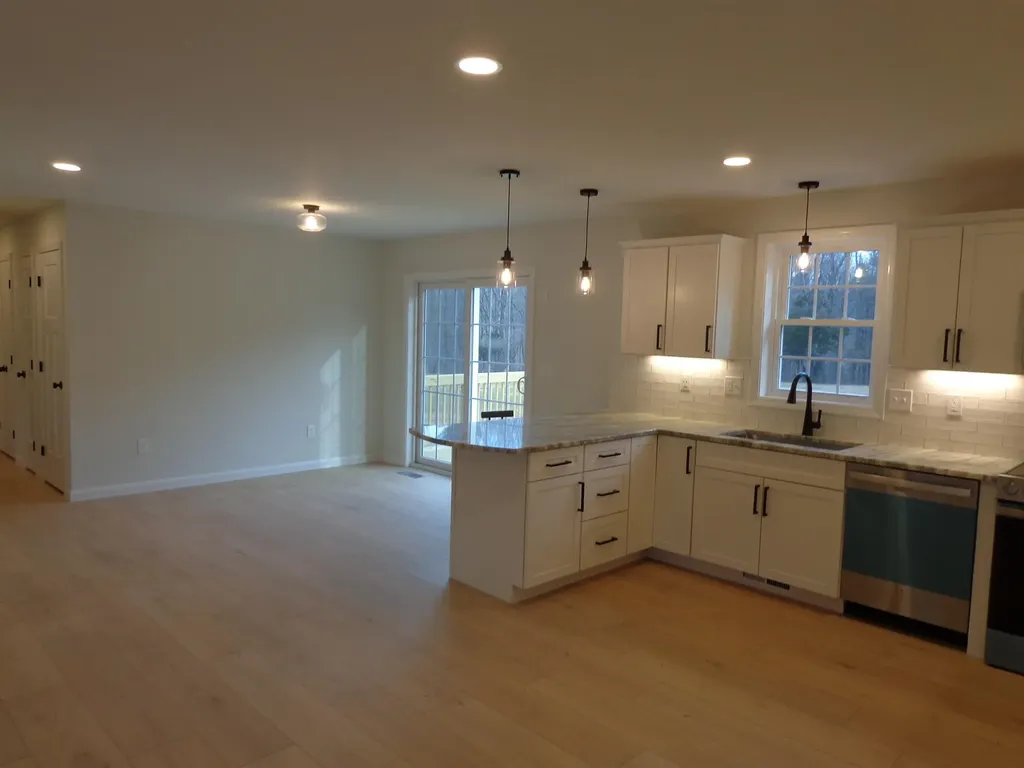 93 Fairview Drive Pittsfield NH 03263