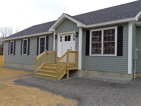 93 Fairview Drive Pittsfield NH 03263