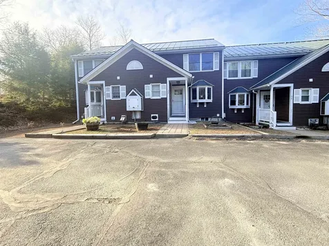 32 Kimball Place Claremont NH 03743