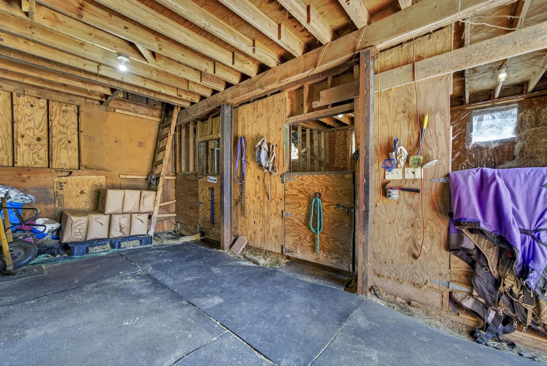 73 Mount Delight Road Deerfield NH 03037
