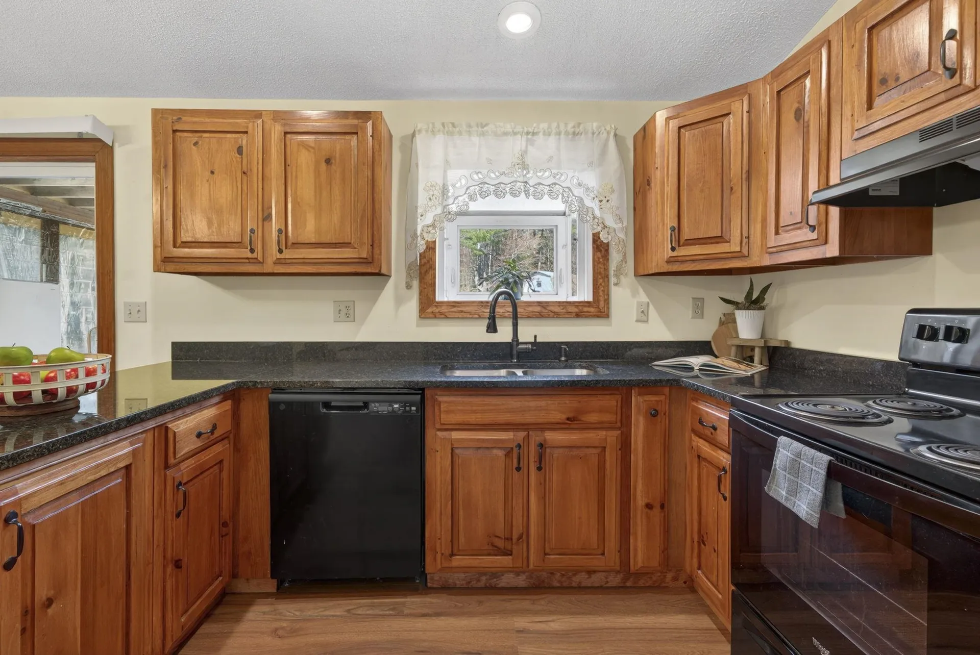 73 Mount Delight Road Deerfield NH 03037