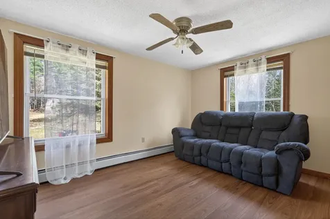 73 Mount Delight Road Deerfield NH 03037