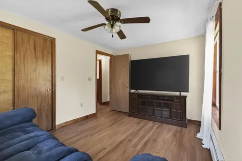 73 Mount Delight Road Deerfield NH 03037